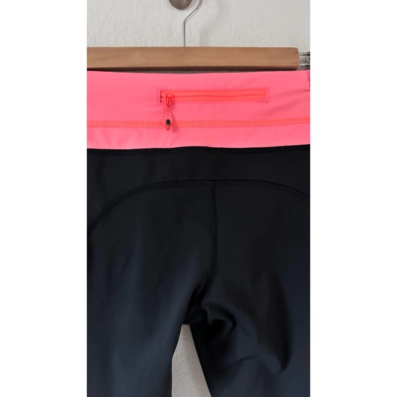 Lululemon Speed Up Tight Full-On Luxtreme 28 Ruchin Sz. 6 - Picture 5 of 9